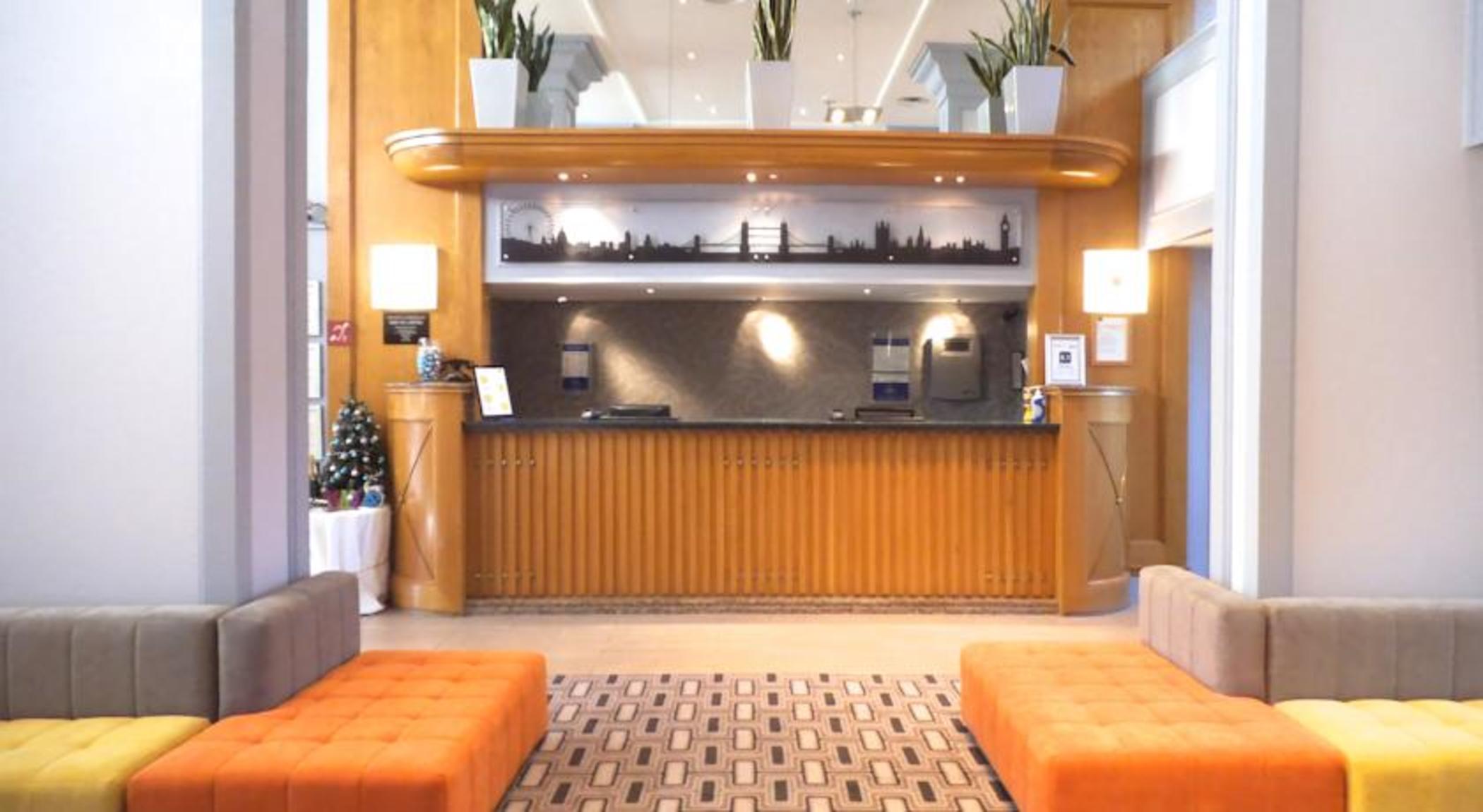 Airport Gatwick Hotel